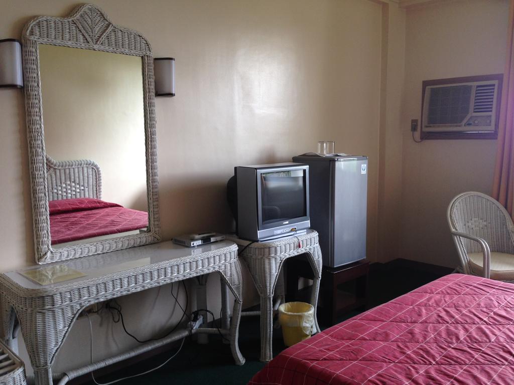 Harbor Lights Hotel And Restaurant Cagayan de Oro Room photo